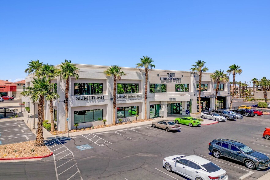 9580 W Sahara Ave, Las Vegas, NV à vendre - Photo du bâtiment - Image 3 de 32