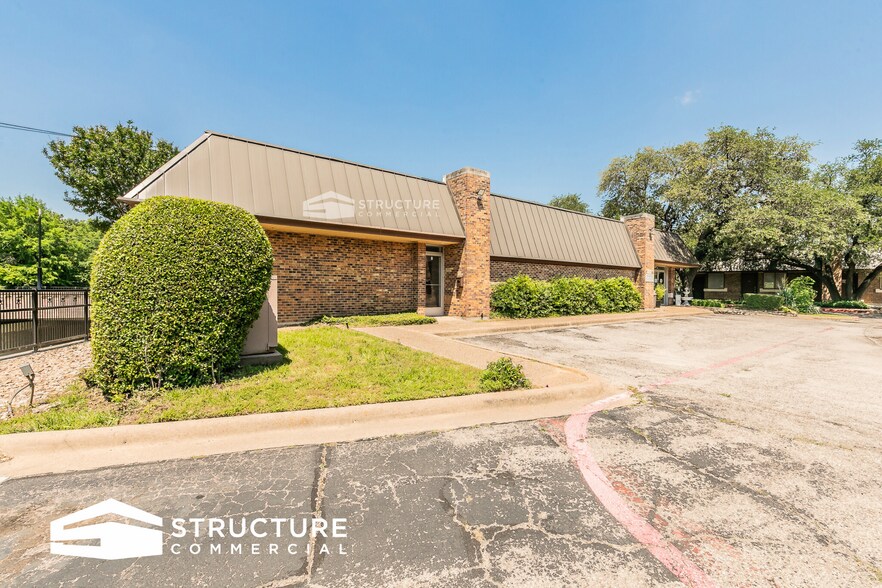 1440 N MacArthur Blvd, Irving, TX à vendre - Photo du bâtiment - Image 3 de 18