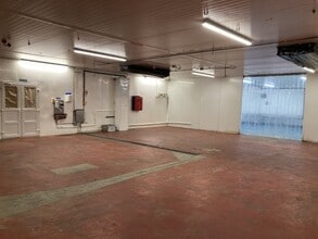 10 Roman Ridge Rd, Sheffield à louer Photo du bâtiment- Image 2 de 4