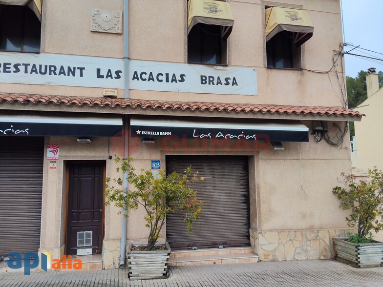 Commerce de détail dans Vallirana, Barcelona à vendre - Photo du bâtiment - Image 3 de 36