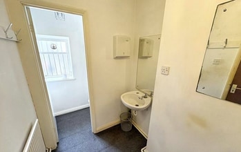 75-77 Lee Ln, Bolton à louer Photo intérieure- Image 1 de 8