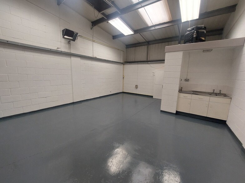 Unit 5, Keppenburn Workshops, Main Road, Fairlie for lease - Building Photo - Image 2 of 5