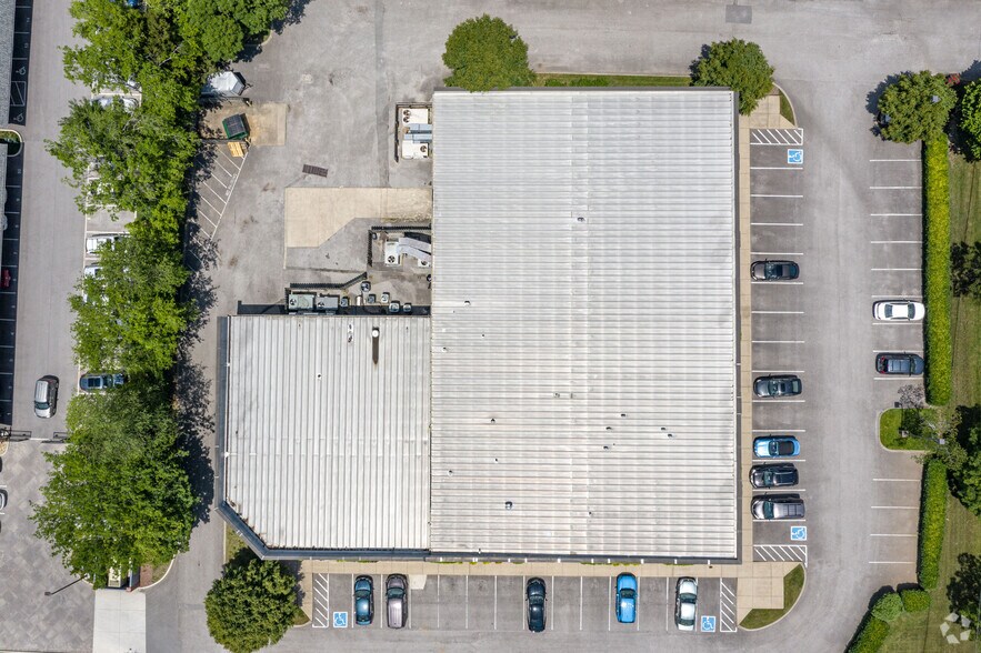 1897 General George Patton Dr, Franklin, TN à louer - Photo du bâtiment - Image 2 de 4