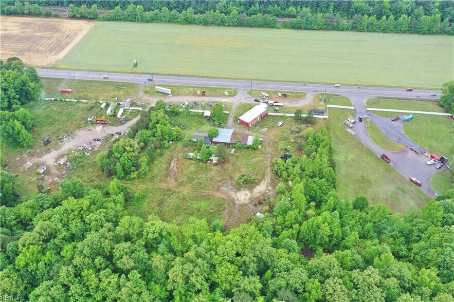 36465 General Mahone Blvd, Ivor, VA à vendre - Photo du bâtiment - Image 2 de 15