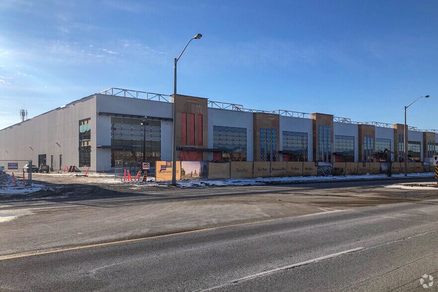 2560 Morningside Ave, Toronto, ON for sale - Primary Photo - Image 1 of 1