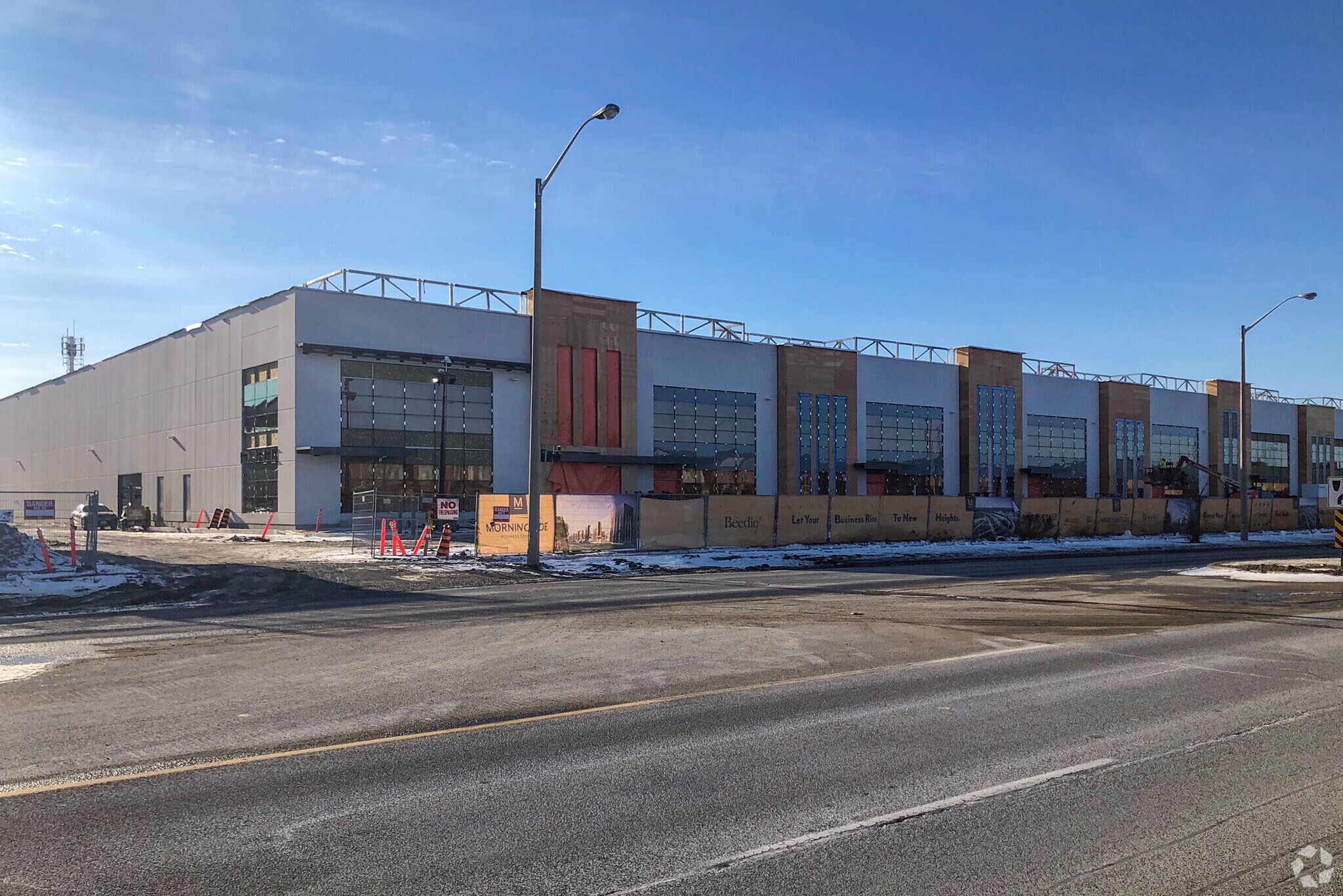 2560 Morningside Ave, Toronto, ON à vendre Photo principale- Image 1 de 1