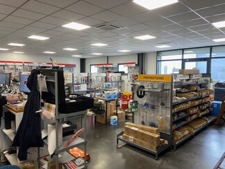 More details for 1 Avenue B Cité Berliet, Saint-Priest - Flex for Lease