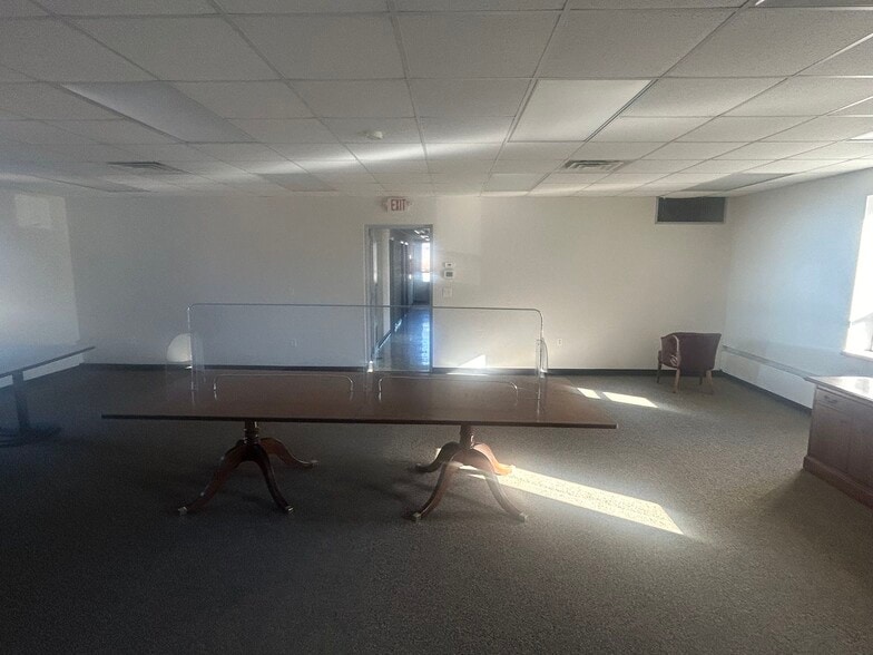 712 N Franklin St, Watkins Glen, NY for lease - Building Photo - Image 2 of 13