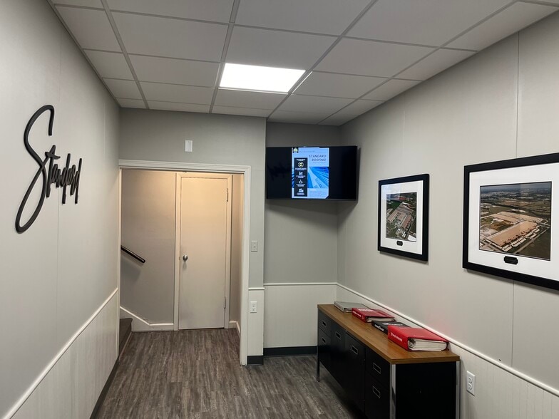 19 NW 16th St, Oklahoma City, OK for sale - Interior Photo - Image 3 of 4