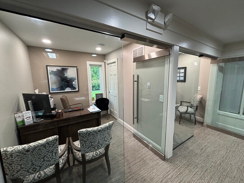 340 Egg Harbor Rd, Sewell, NJ à vendre - Photo du bâtiment - Image 2 de 5