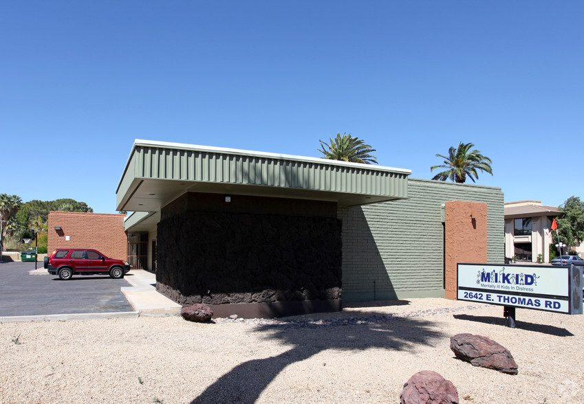 2642 E Thomas Rd, Phoenix, AZ for lease - Building Photo - Image 3 of 9