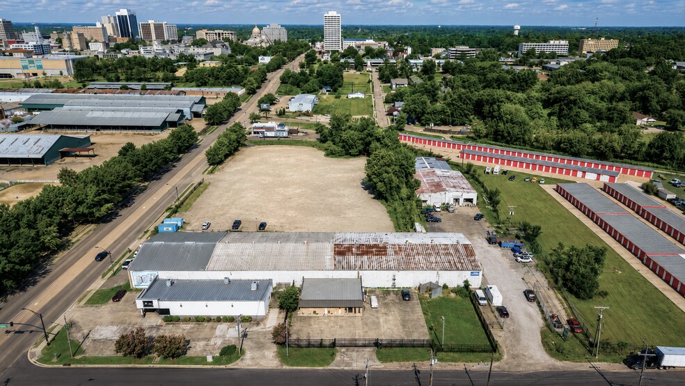 1060 High St, Jackson, MS à vendre - Photo du bâtiment - Image 3 de 12