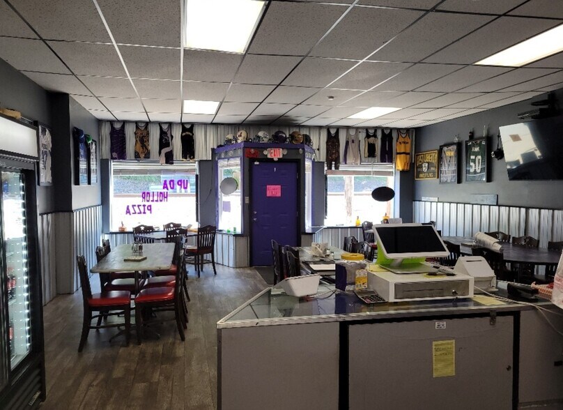 15111 MacCorkle Ave, Belle, WV à vendre - Photo du bâtiment - Image 2 de 6