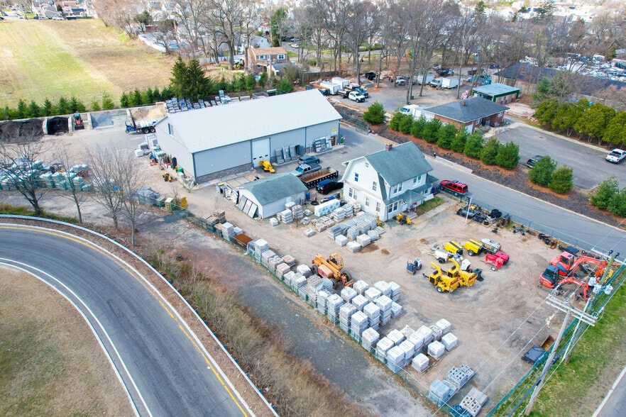 2069 Highway 35, South Amboy, NJ for lease Building Photo- Image 1 of 17