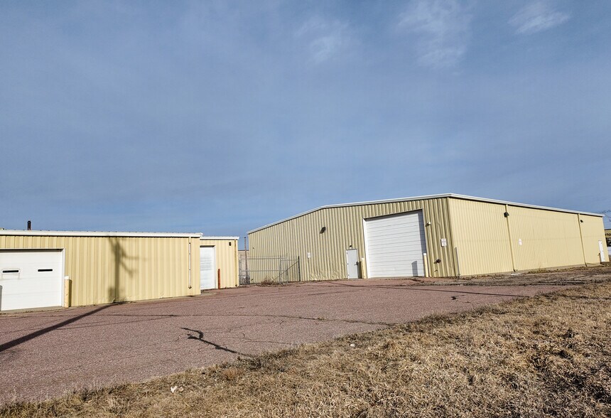 1409 N K Ave, Sioux Falls, SD à vendre - Photo du bâtiment - Image 2 de 24