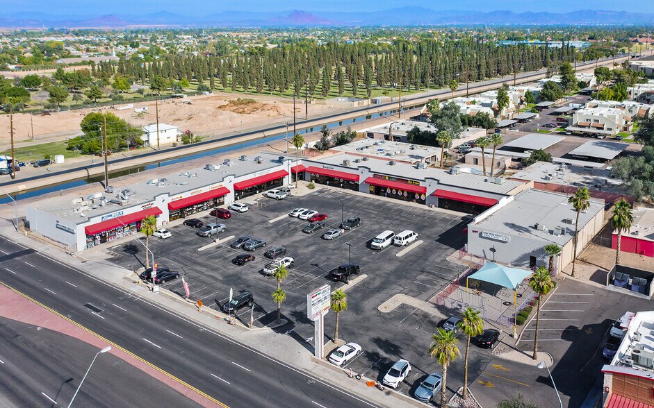 1211 N Country Club Dr, Mesa, AZ à louer - Aérien - Image 2 de 23