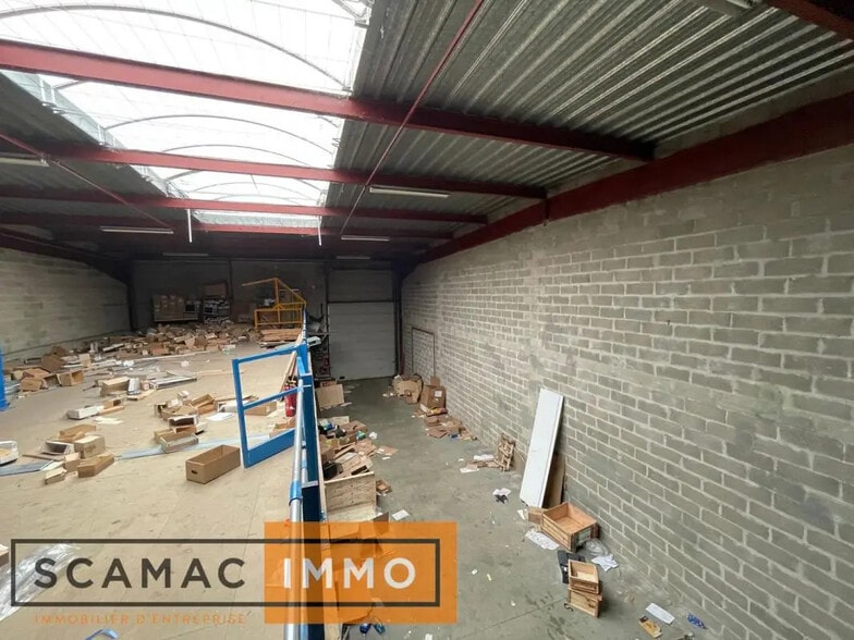 Office in Bondoufle for lease - Building Photo - Image 1 of 5