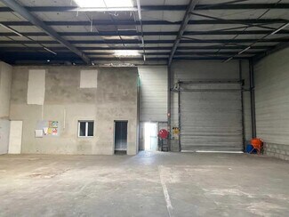 Plus de détails pour Bureau, Local d'activités à louer