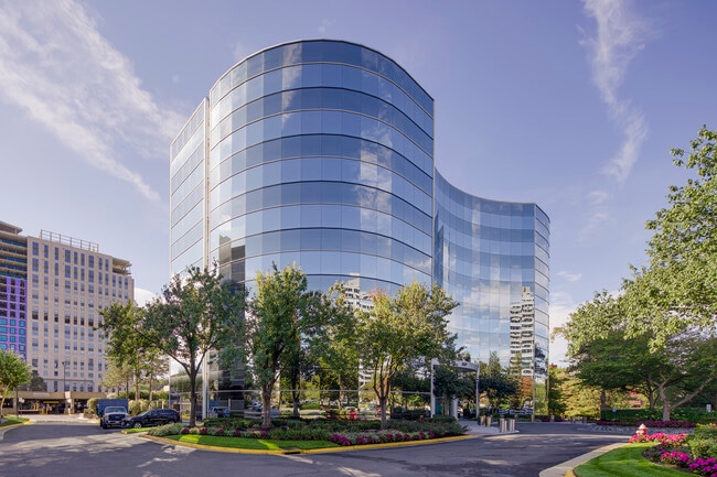 More details for 8609 Westwood Center Dr, Vienna, VA - Office for Lease