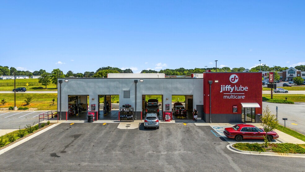 4391 Highway 24, Anderson, SC à vendre - Photo du bâtiment - Image 2 de 9