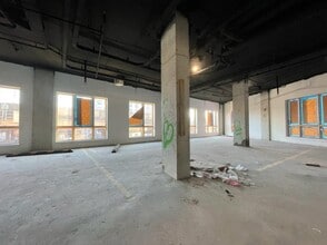411 Meeker Ave, Brooklyn, NY for lease Interior Photo- Image 2 of 5