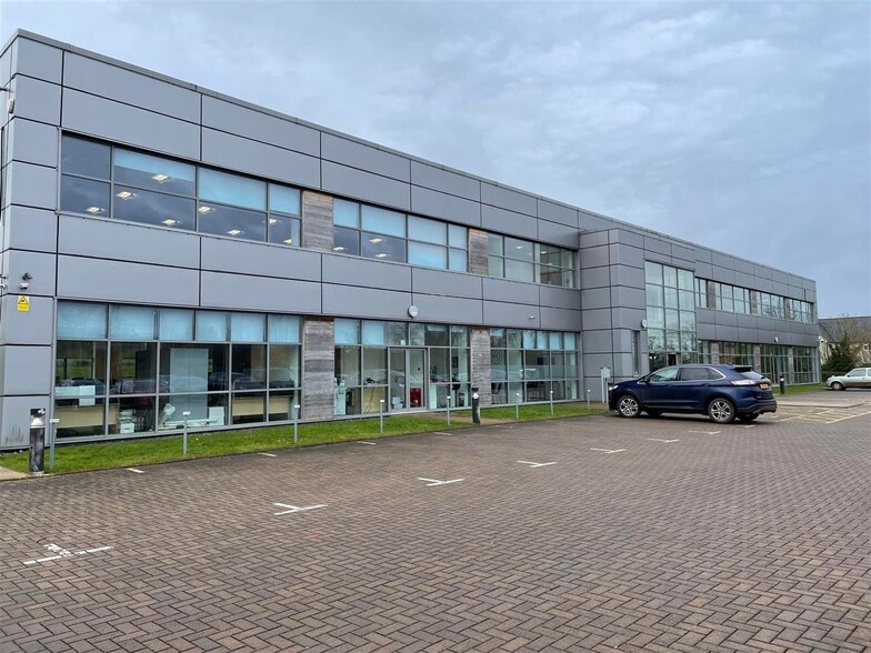 4 Cathedral Park, Wells for lease - Building Photo - Image 2 of 5