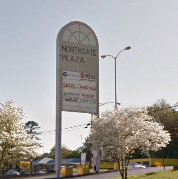 4306-4454 N Broadway St, Knoxville, TN à louer - Photo du bâtiment - Image 3 de 11