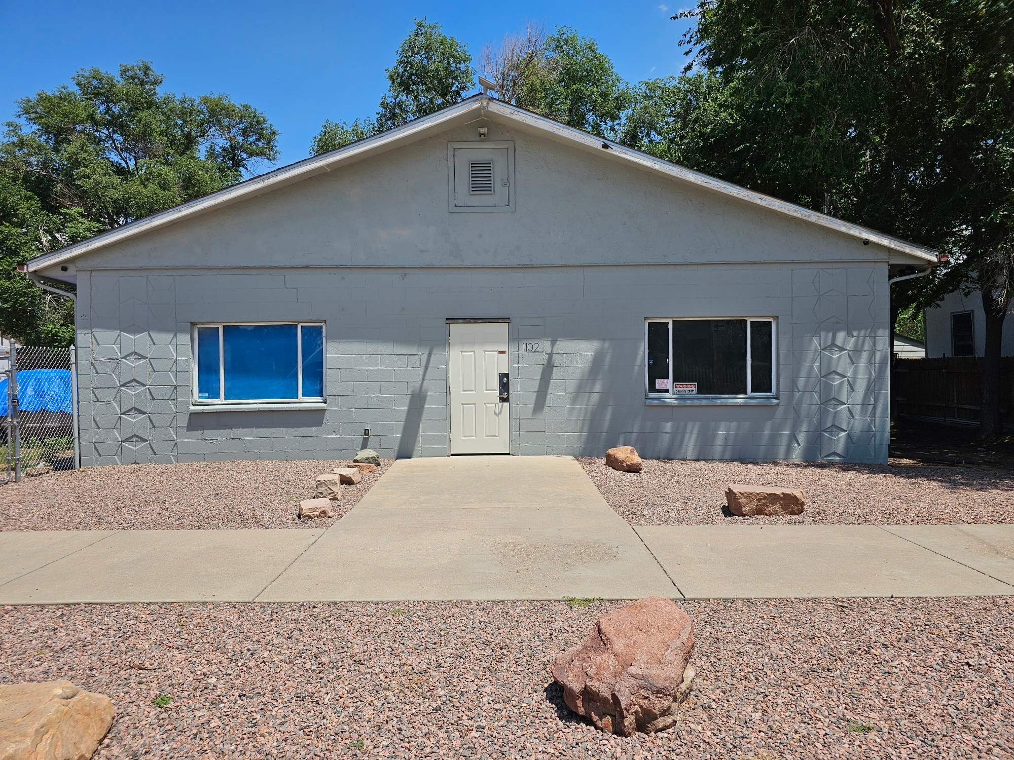 1102 E Abriendo Ave, Pueblo, CO à vendre Photo du bâtiment- Image 1 de 14