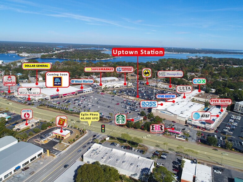 99 Eglin Pky NE, Fort Walton Beach, FL à louer - Photo du bâtiment - Image 3 de 19