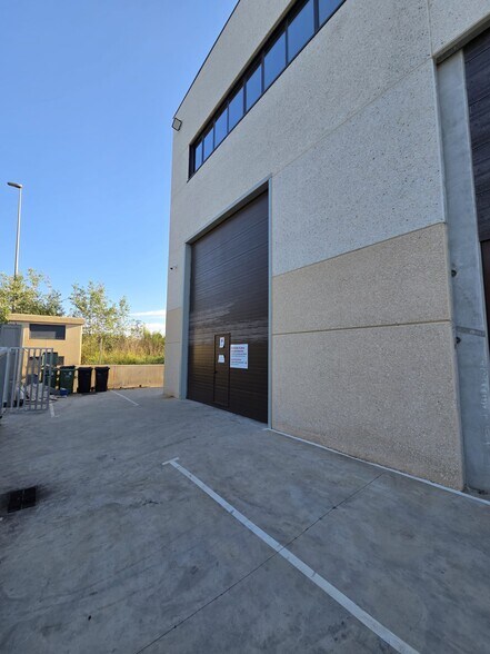 Industrial in Rubí, Barcelona for sale - Building Photo - Image 2 of 23