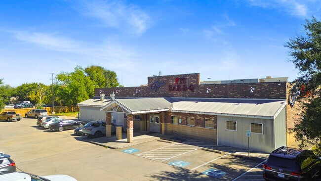 Plus de détails pour 5320 Hollister St, Houston, TX - Commerce de détail à vendre