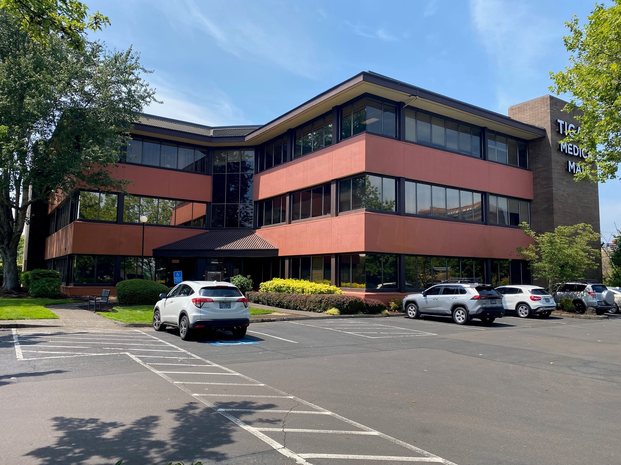 9735 SW Shady Ln, Tigard, OR for lease Primary Photo- Image 1 of 14