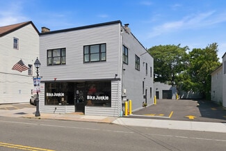 More details for 272 Broadway, Bethpage, NY - Retail for Sale