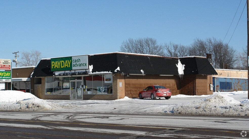 4375 Oberlin Ave, Lorain, OH à louer - Photo du bâtiment - Image 2 de 12