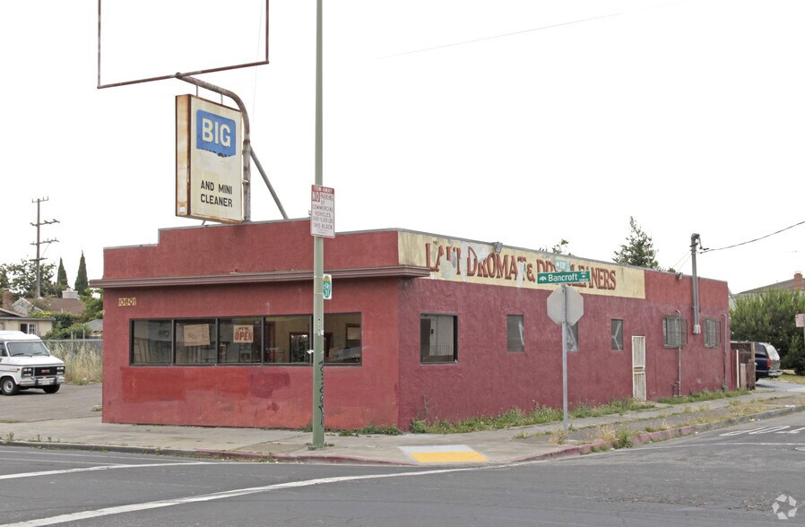 10801 Bancroft Ave, Oakland, CA à vendre - Photo du bâtiment - Image 2 de 2