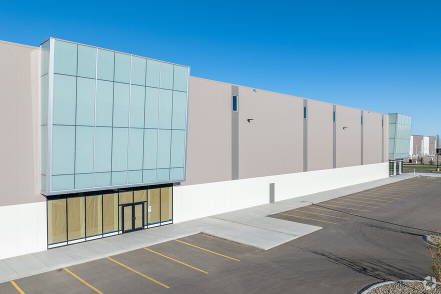 293068 Colonel Robertson Way, Calgary, AB for lease - Building Photo - Image 2 of 4