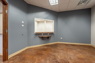 1750 N Randall Rd, Elgin, IL à louer Photo du bâtiment- Image 2 de 24