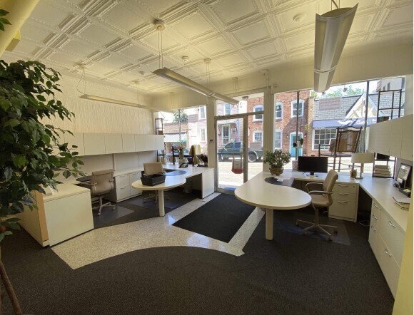 273 Sea Cliff Ave, Sea Cliff, NY à louer - Photo intérieure - Image 2 de 10