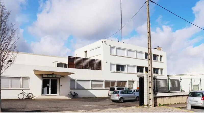 Flex dans Aubervilliers à louer - Photo du bâtiment - Image 3 de 10