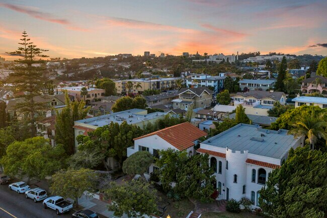Plus de détails pour 2434-2438 Broadway, San Diego, CA - Multi-résidentiel à vendre