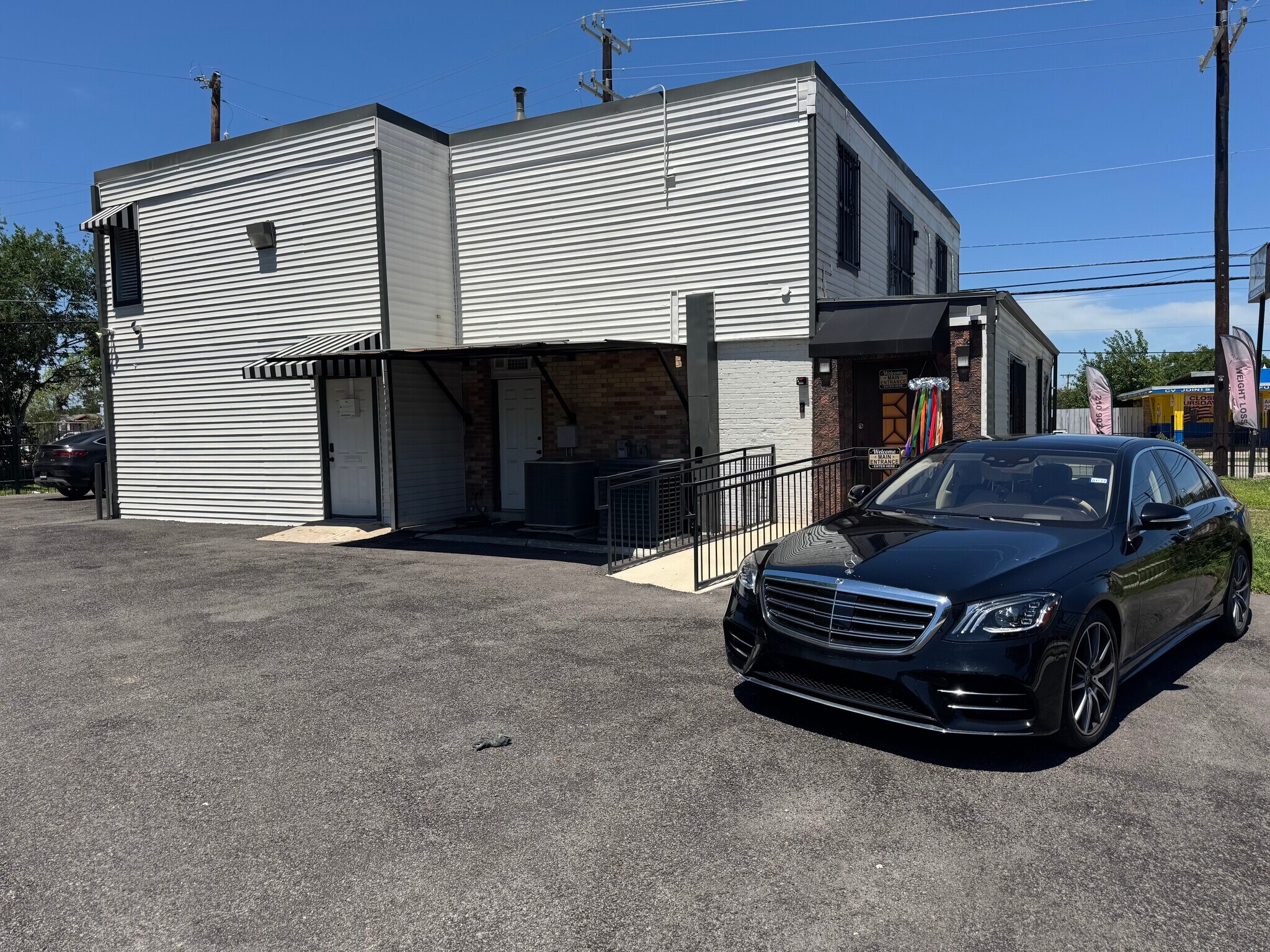 1905 Goliad Rd, San Antonio, TX for lease Building Photo- Image 1 of 45