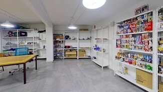 Plus de détails pour Multi-résidentiel à vendre