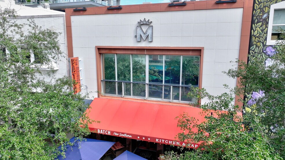 225 Clematis St, West Palm Beach, FL à louer - Photo du bâtiment - Image 3 de 16