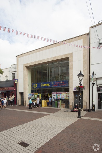 105-107 High St, Poole à louer - Photo du bâtiment - Image 2 de 5
