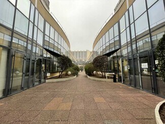 Plus de détails pour Bureau, Local d'activités à louer