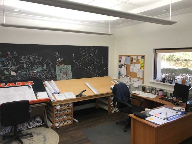 2900-2904 Hyde Park St, Sarasota, FL for lease - Interior Photo - Image 2 of 5