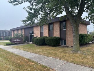 Plus de détails pour 15815 Twelve Mile Rd, Southfield, MI - Bureau à vendre