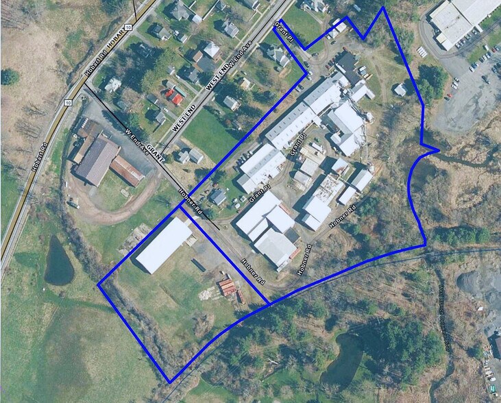 15 W End Ave, Stamford, NY à vendre - Photo du bâtiment - Image 2 de 50