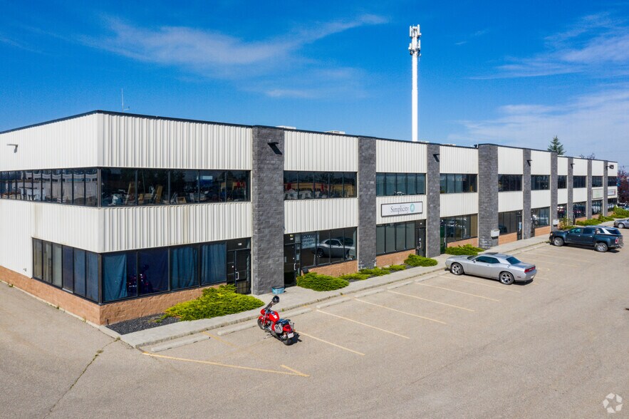 4029 8th St SE, Calgary, AB for sale - Primary Photo - Image 1 of 1