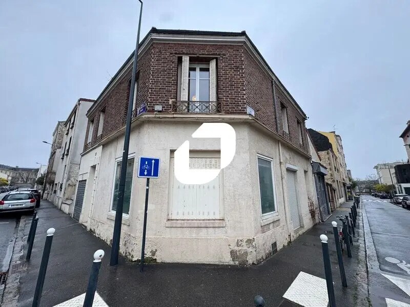 Office in Vanves for lease Building Photo- Image 1 of 17